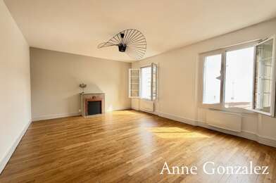 Appartement 4 pièces 365500 €