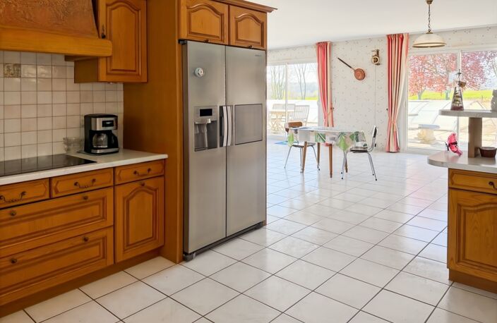 Maison à vendre 5 pièces CASTELNAU MAGNOAC (65) - 142 m2 avec piscine - 4263 m2 de terrain — photo 5