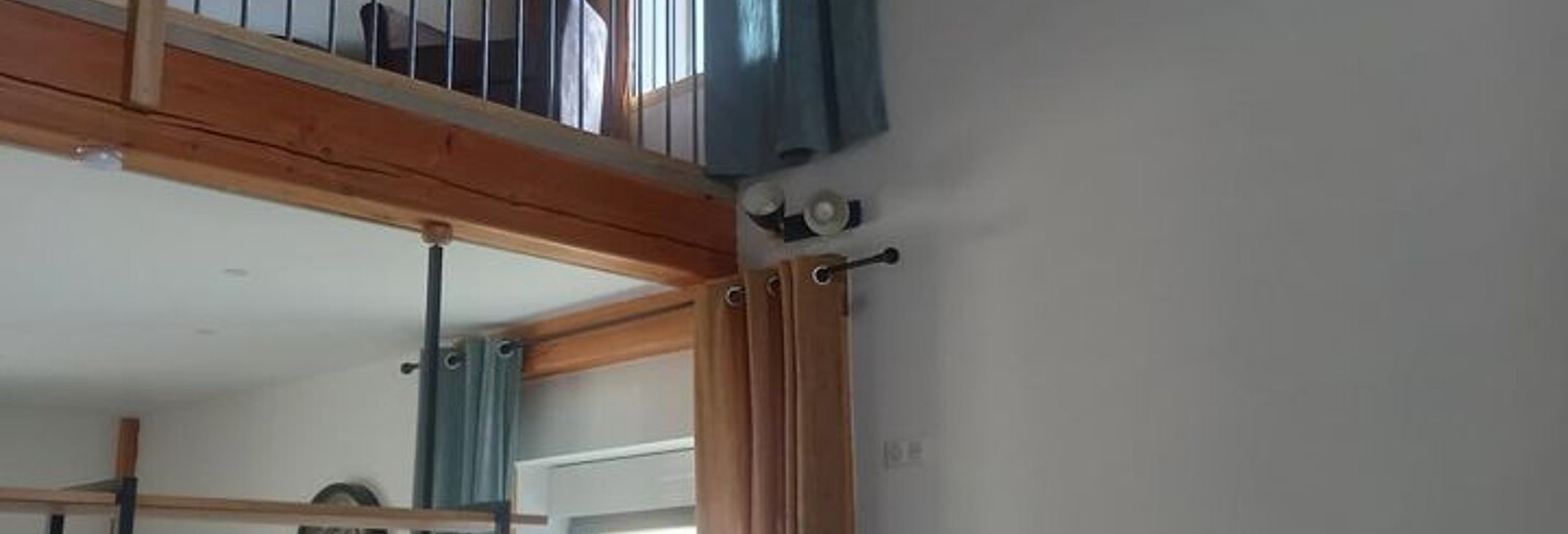 Maison 7 Pièces 144 m² à louer à Saint-Privat (07200)