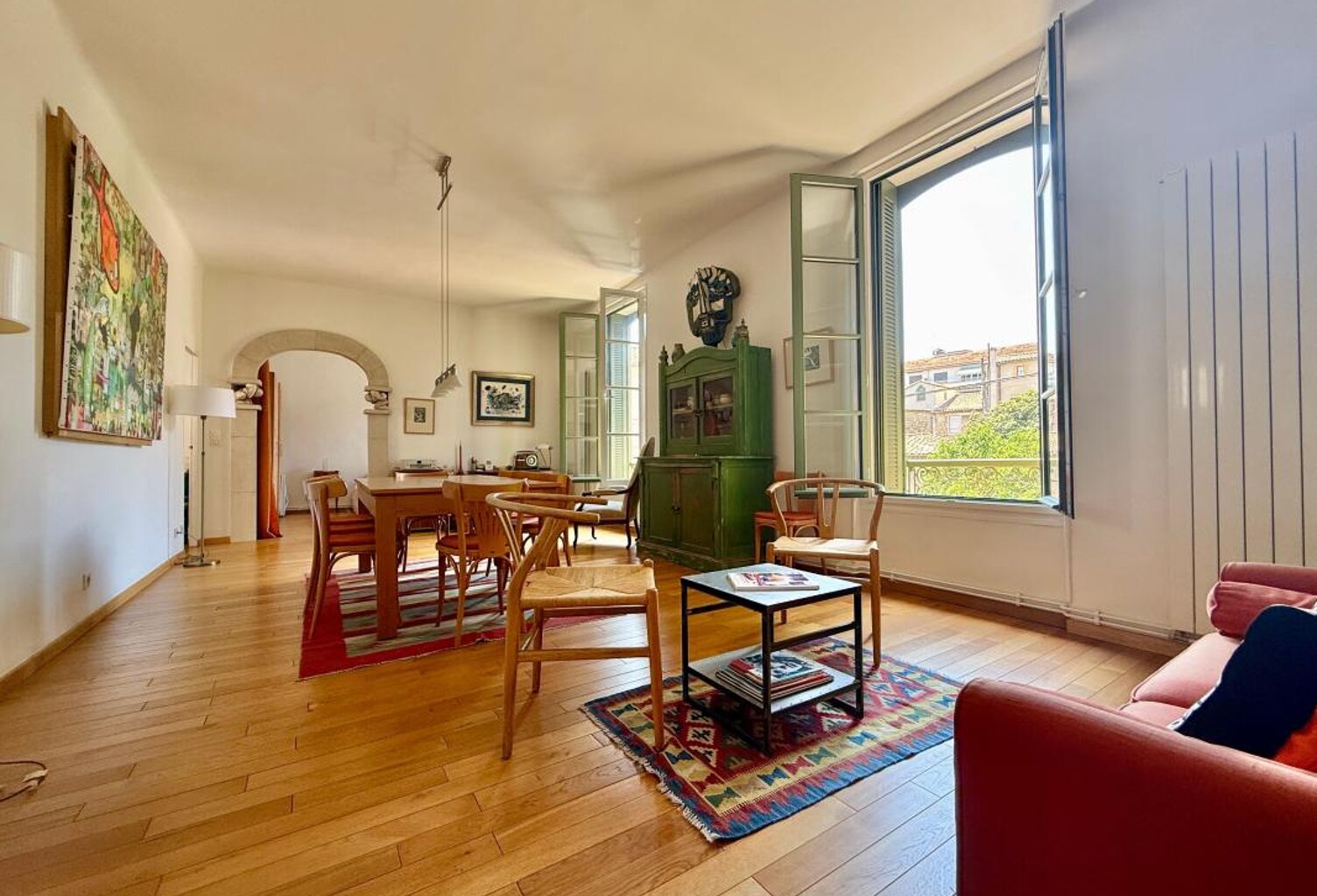 Nîmes proche Arenes : À Vendre appartement type 3 / 4 pièces avec grande terrasse au calme — photo 1