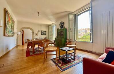 Nîmes proche Arenes : À Vendre appartement type 3 / 4 pièces avec grande terrasse au calme — photo du bien