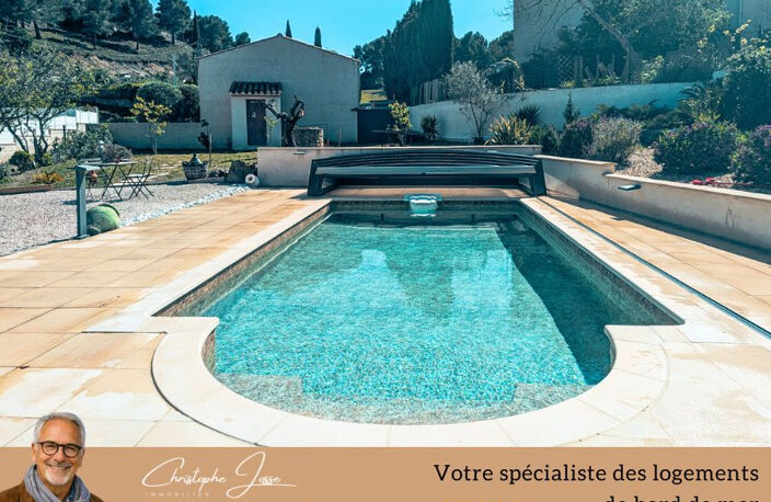 Maison d'architecte au charme provençal avec piscine, double garage — photo 3