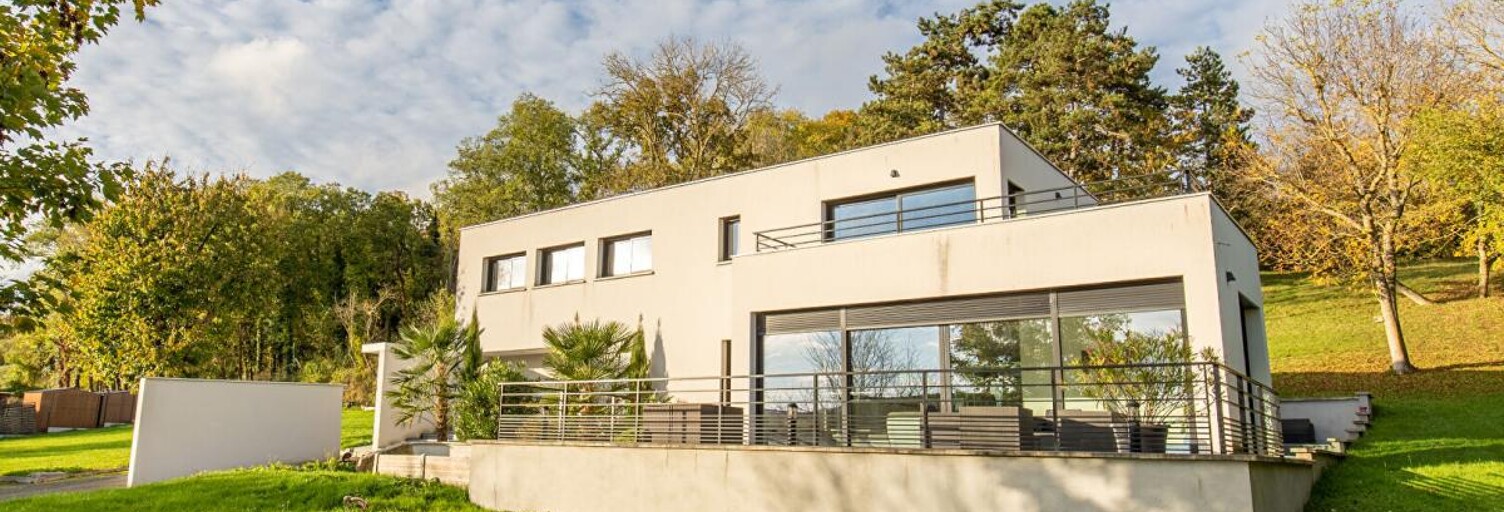 Maison 8 Pièces 240 m² à vendre à Brueil-en-Vexin (78440)