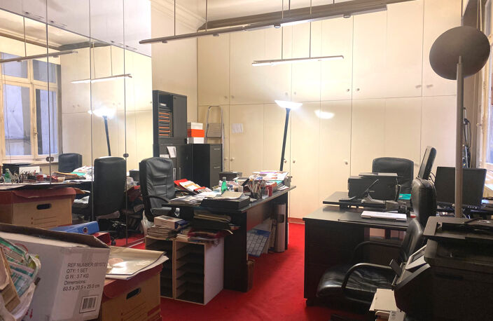 Vente bureau  26 m² Paris 8 (75008) — photo 2