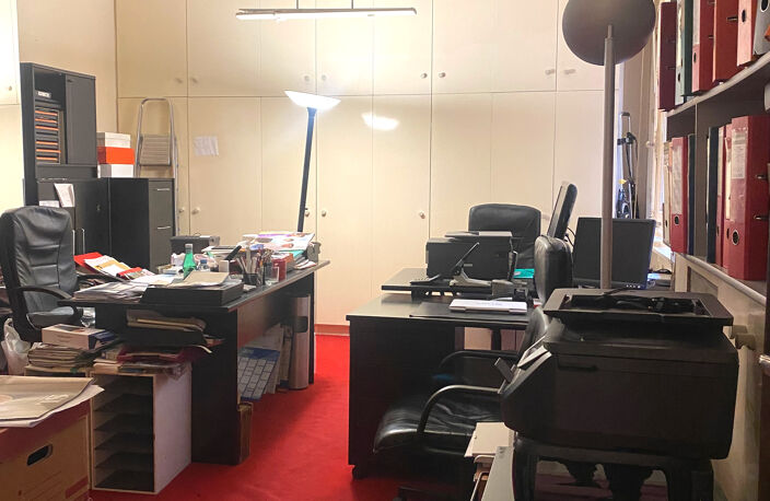 Vente bureau  26 m² Paris 8 (75008) — photo 3