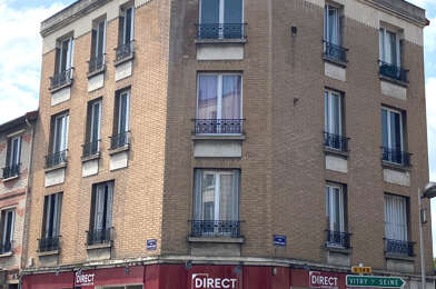 Appartement 2 pièces 810 €