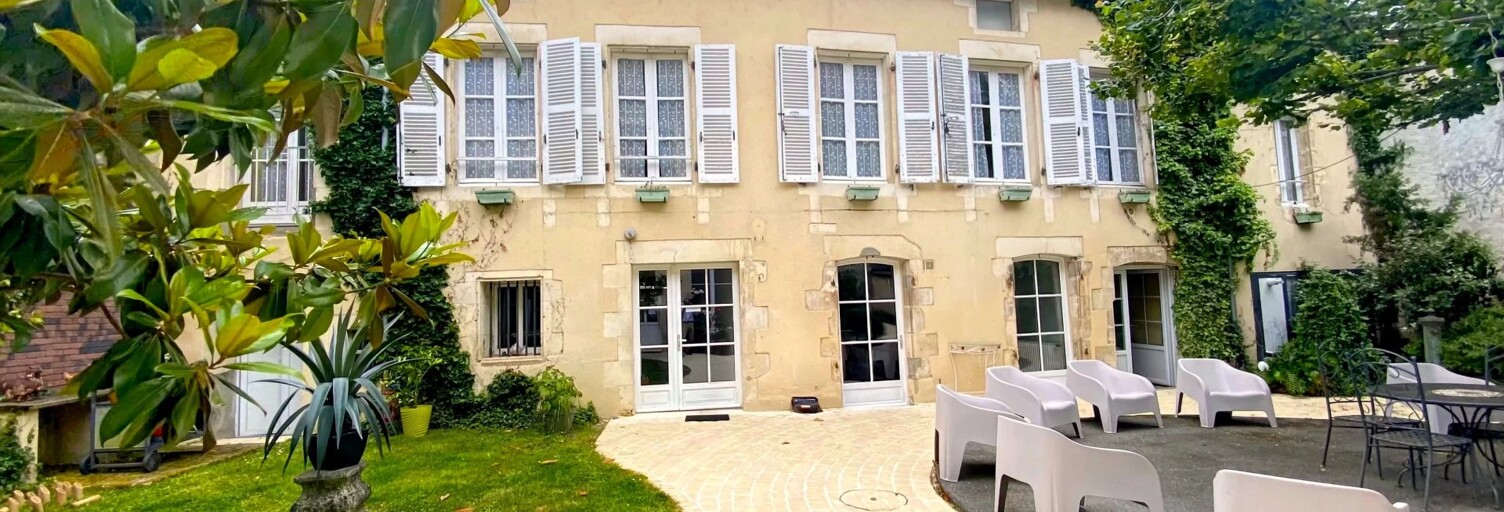 Maison 10 Pièces 320 m² à vendre à Chauvigny (86300)