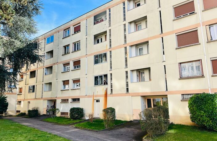 Appartement T3 Lumineux avec cave et garage — photo 2