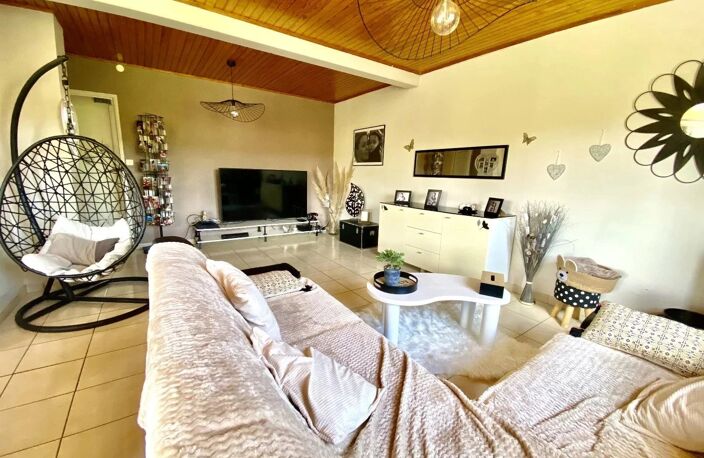 À Vendre - Maison rénovée au calme à Villeneuve-sur-Lot — photo 5