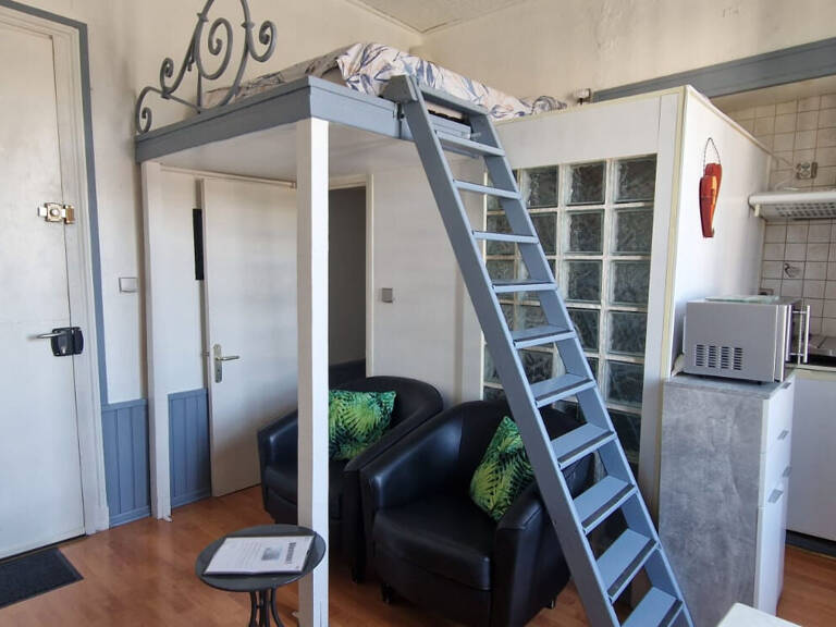 Studio à Aix-les-Bains avec vue sur montagne. — photo 1