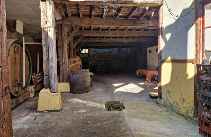 À vendre, ancien chai en pierre à fort potentiel — photo 5