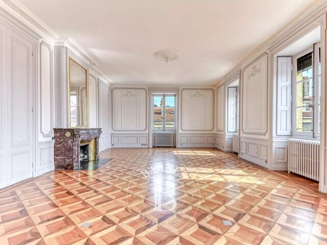 Lyon 2 - Appartement bourgeois de 298,91 m² - 6 Chambres — photo du bien
