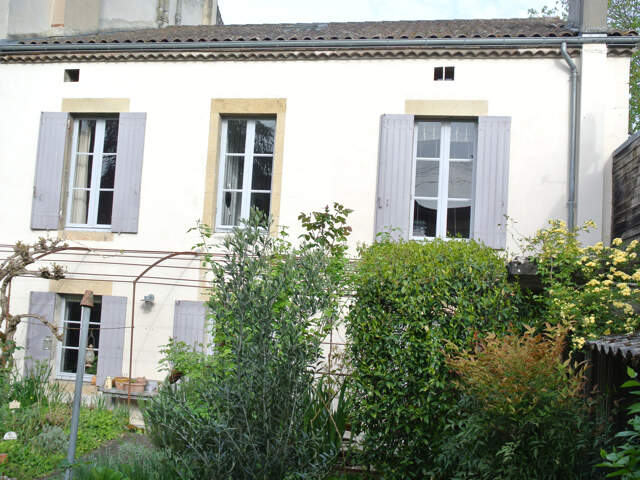 Maison centre ville de Marmande 4 chambres avec jardin et ga — photo du bien