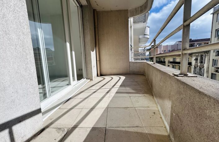 VALROSE 3 Pièces avec terrasse — photo 4