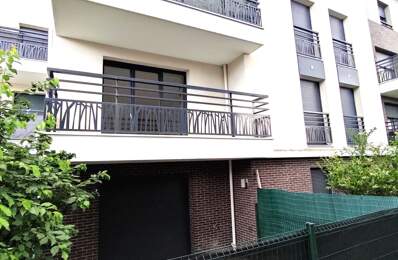 Beau Studio avec balcon et parking — photo du bien
