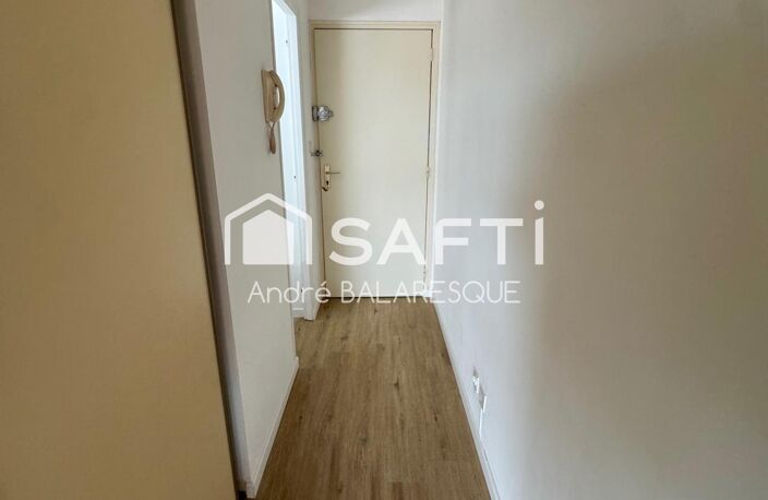 Apparemment T1Bis  meuble — photo 4