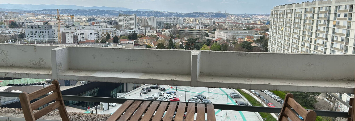 Appartement 5 Pièces 72 m² à louer à Bron (69500)