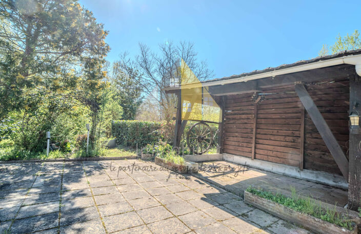 Ensemble immobilier comprenant une maison d'habitation avec — photo 4
