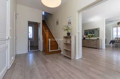 Maison 7 pièces 375000 €