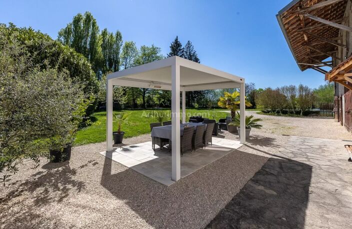 EXCLUSIVITE - ST GENIX SUR GUIERS — photo 2