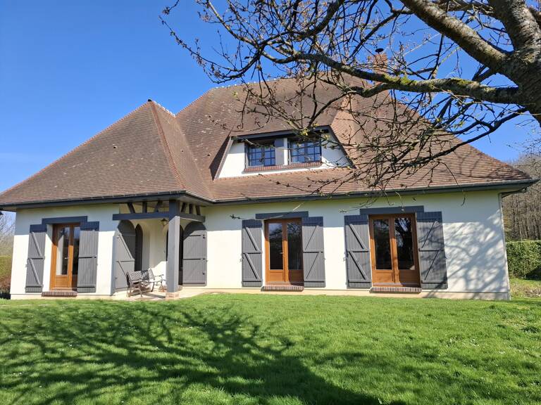 GRANDE MAISON FAMILIALE DE 183 M² — photo 1