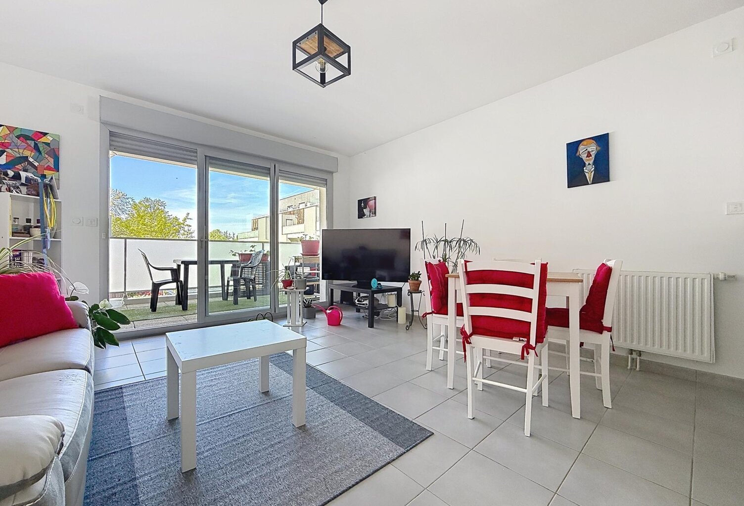 Charmant T2 de 49,2 m² avec terrasse, parking, cave — photo 1