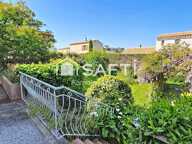 Maison familiale aux beaux volumes avec piscine  Proche centre de Six-Fours-les-Plages — photo 4