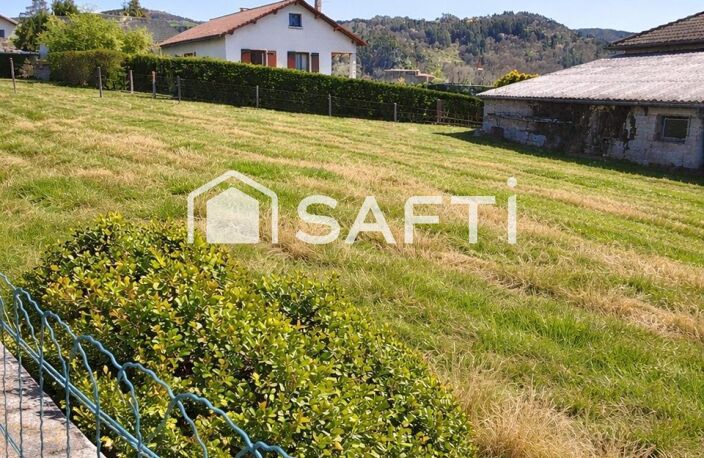 Charmante et grande maison de 180 m² avec un terrain de 1228m²  Charmant village de Saint Privat d'Allier — photo 3
