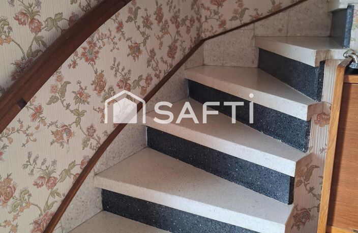 Charmante et grande maison de 180 m² avec un terrain de 1228m²  Charmant village de Saint Privat d'Allier — photo 5