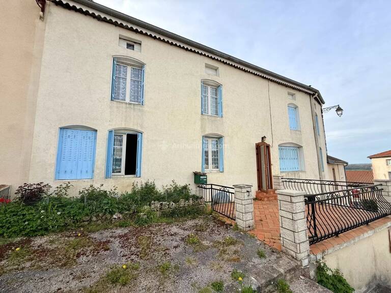 Maison avec garage — photo 1