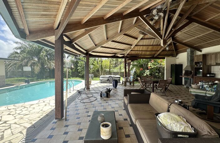EXCLUSIVITÉ - VOTRE VILLA DANS LE BOURG DE MATOURY, PROCHE DU MARCHÉ — photo 4