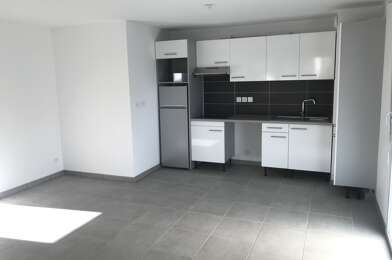 Appartement 3 pièces 727 €