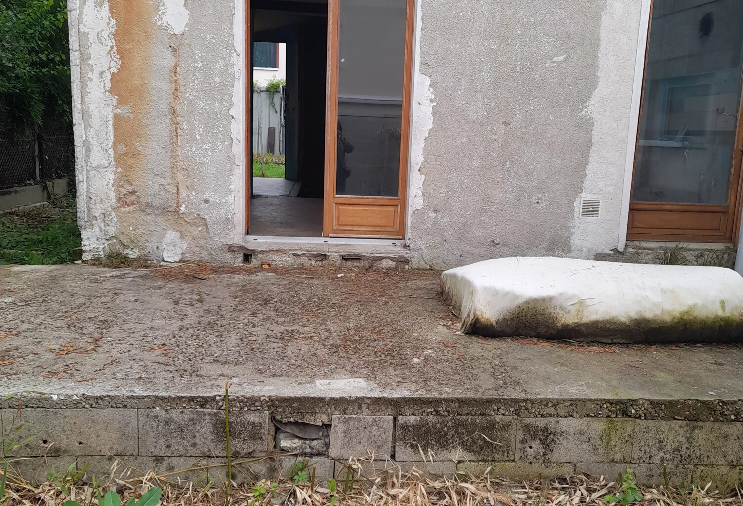 MAISON A RENOVER ENTIEREMENT environ 60m2 — photo 1