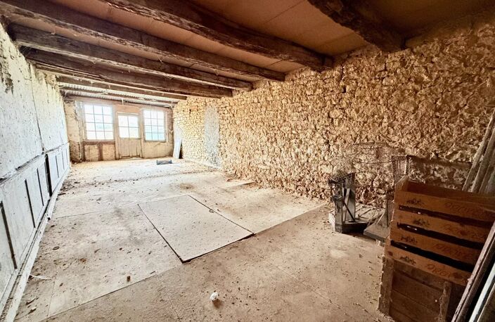 Maison à rénover, vue magnifique — photo 5