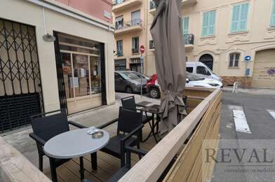 Commerce  230000 €