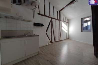 Appartement 1 pièces 370 €