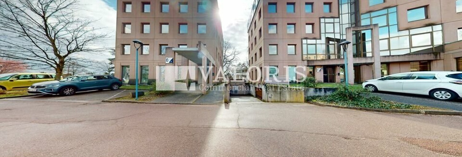 Bureau  375 m² à louer à Écully (69130)