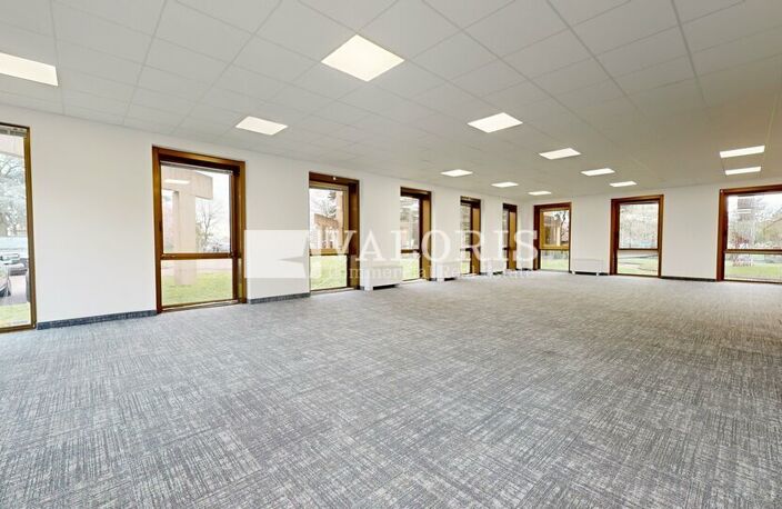 BUREAUX à LOUER — photo 3