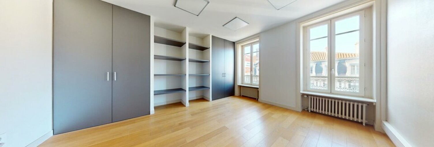 Bureau  91 m² à louer à Lyon 2 (69002)