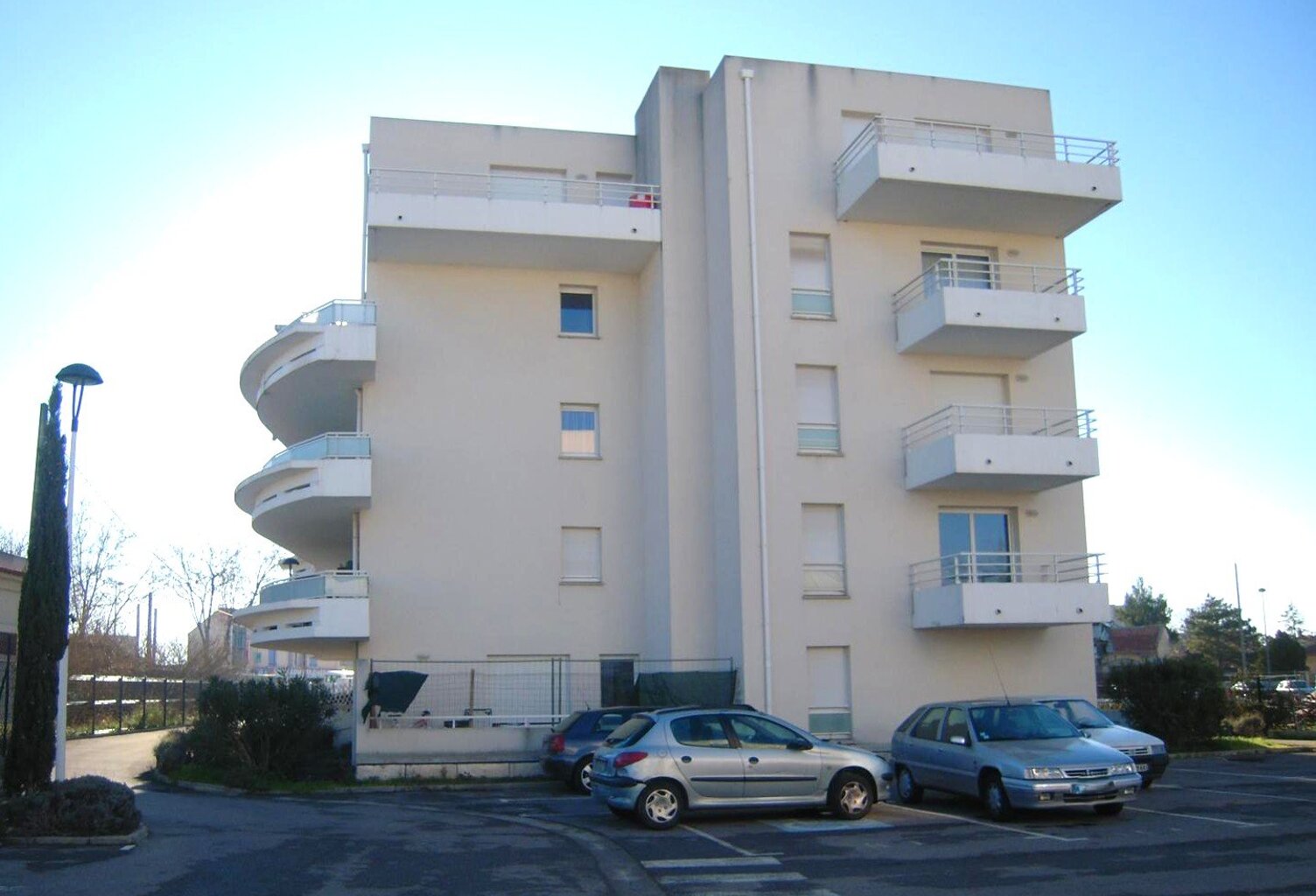 Appartement en résidence — photo 1