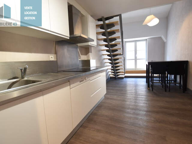 T3 TRIPLEX CUIS EQUIPEE LE PUY EN VELAY - 3 pièce(s) - 75 m2 — photo du bien