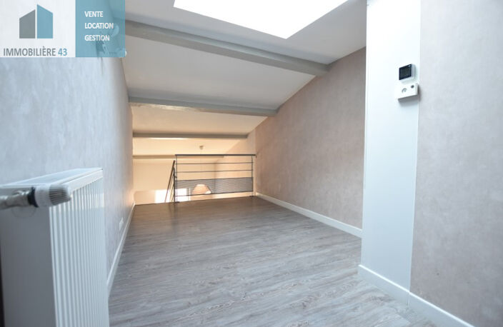 T3 TRIPLEX CUIS EQUIPEE LE PUY EN VELAY - 3 pièce(s) - 75 m2 — photo 4