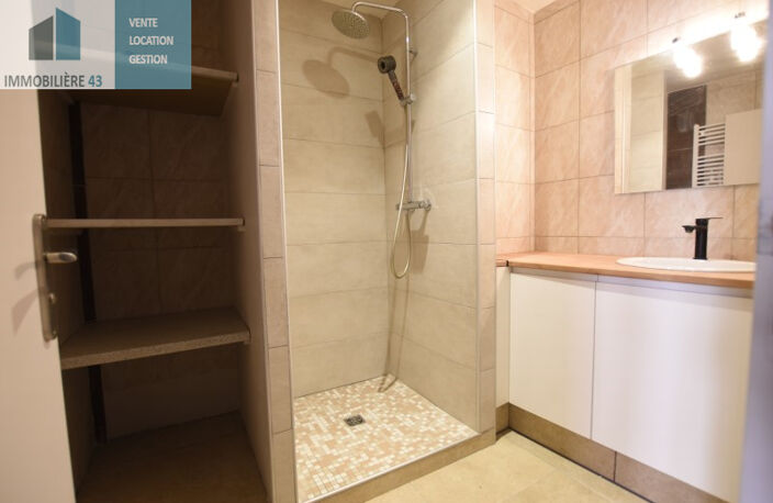 T3 TRIPLEX CUIS EQUIPEE LE PUY EN VELAY - 3 pièce(s) - 75 m2 — photo 5