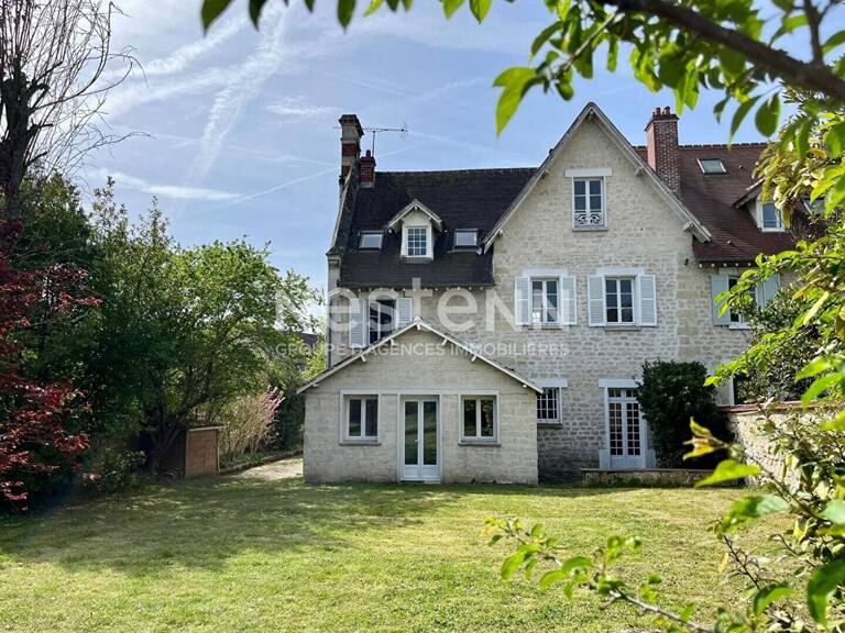 Maison de caractère à vendre à Auvers-sur-Oise - 6 chambres - environ 200 m² habitables — photo 1
