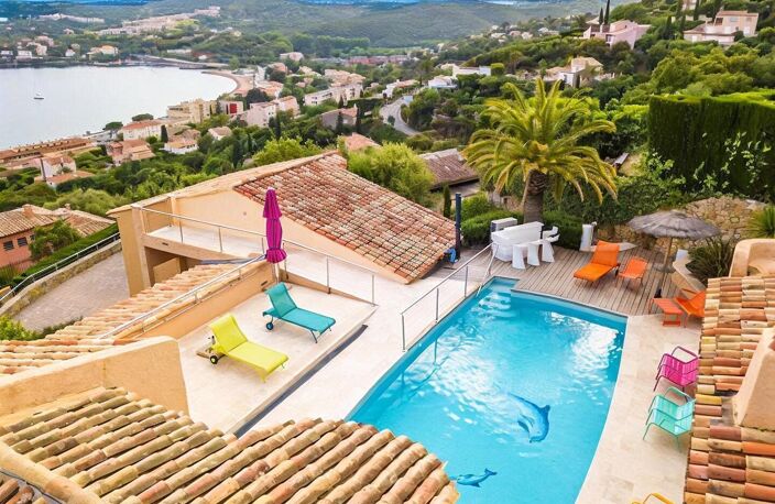 Saint-Raphaël - Agay, villa vue mer panoramique, piscine chauffée, 5 chambres — photo 3