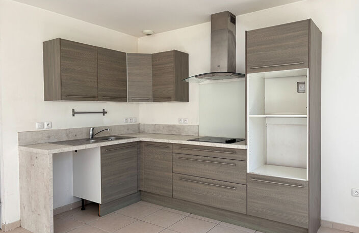 Villa T4, récente, 82m2  garage et jardin à Aubignan — photo 4