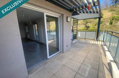 Appartement T4 avec ascenseur et terrasse — photo du bien