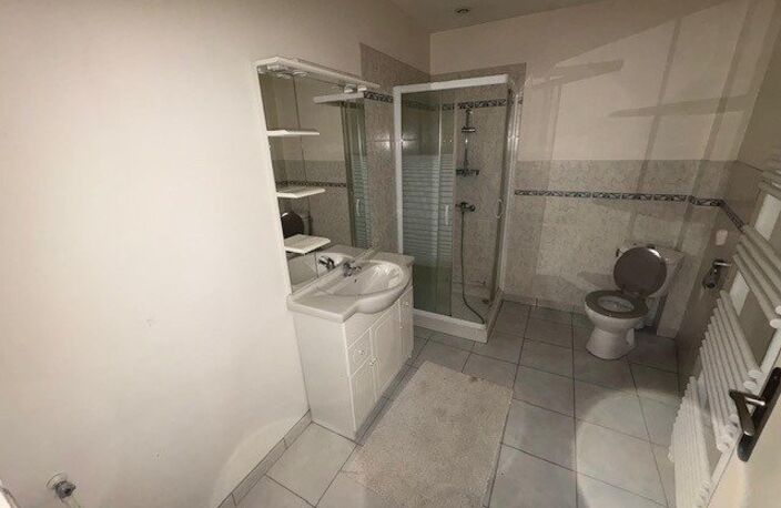 Appartement de 37m² et local commercial de 56m² — photo 4