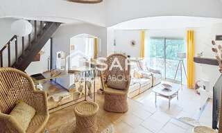 Maison 10 Pièces 250 m² à vendre à Le Luc (83340)