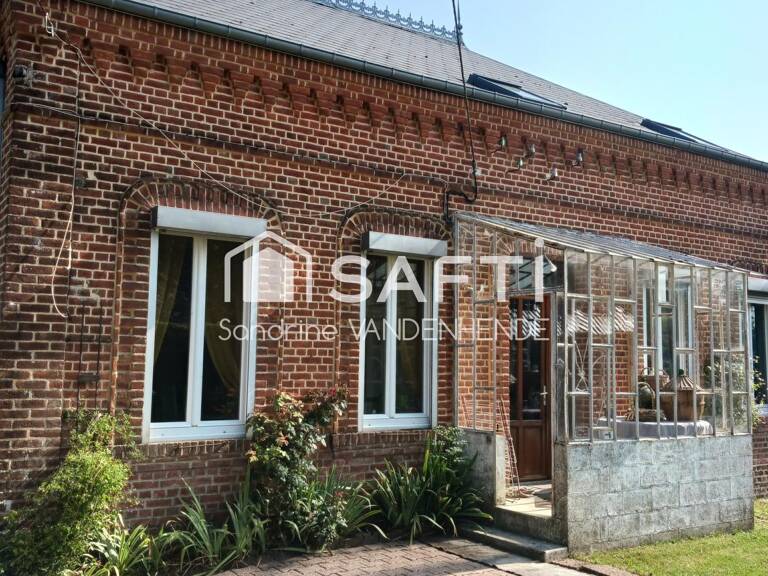 Maison familiale possède un parc avec bois/verger — photo 1